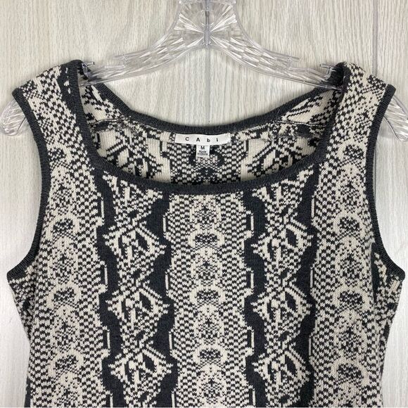 Cabi | Gray & White Peplum Shell Knit Top Size Medium - Picture 3 of 8